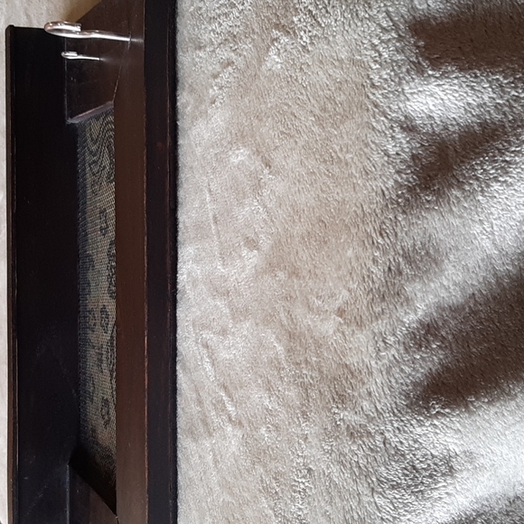 Wall hanging rack with small shelf. - Picture 5 of 5